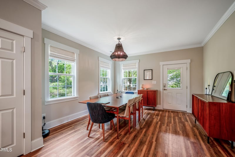 129 Chestnut Ave, Wake Forest, NC 27587