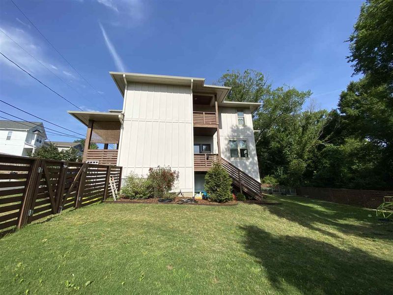 129 Chestnut St, Durham, NC 27707