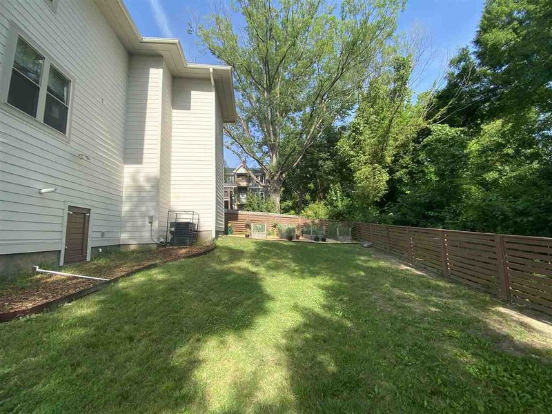 129 Chestnut St, Durham, NC 27707
