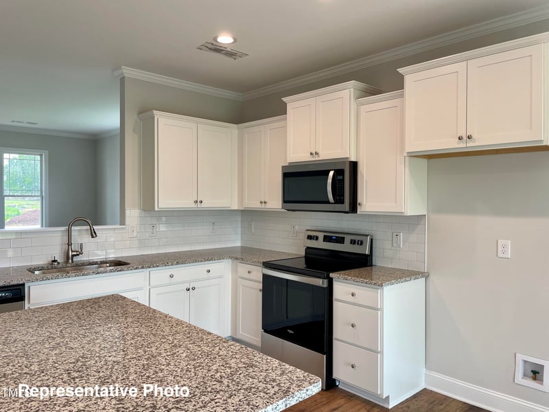 129 Cinnabar St, Clayton, NC 27520
