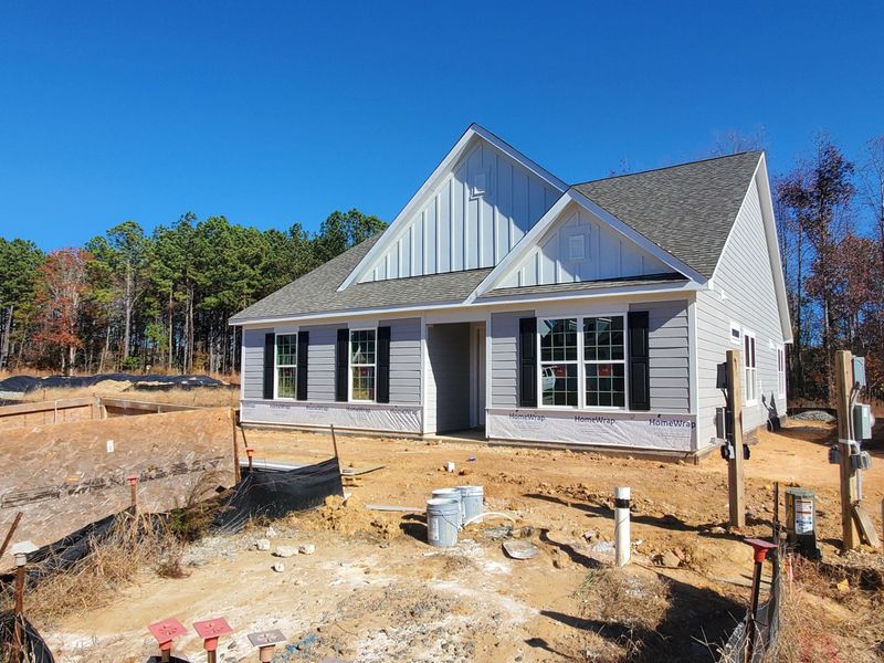 129 Clapper Ln, Holly Springs, NC 27540