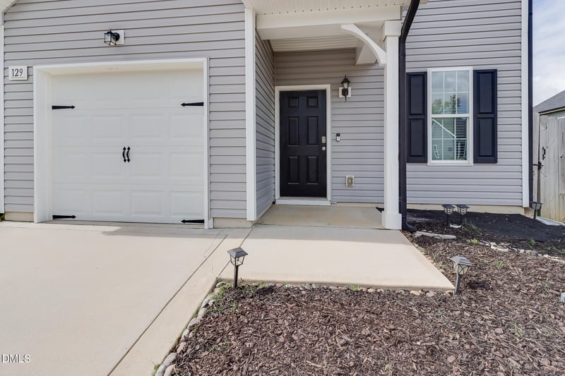 129 Crawford Pw, Clayton, NC 27520