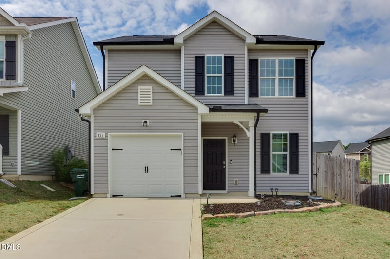 129 Crawford Pw, Clayton, NC 27520