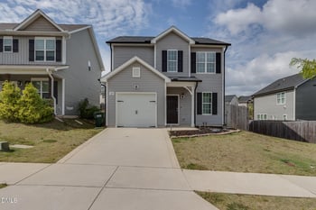 129 Crawford Pw, Clayton, NC 27520