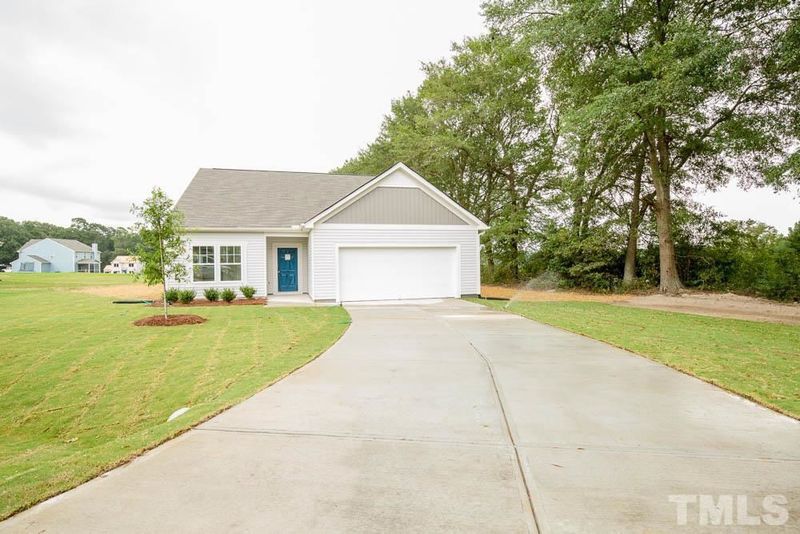 129 Cross Link Dr, Angier, NC 27501