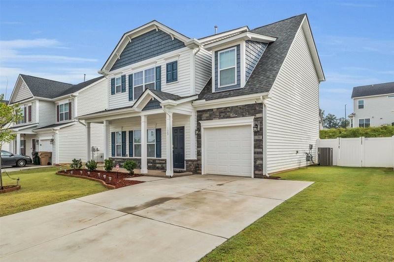 129 W Falcon Ct, Clayton, NC 27520