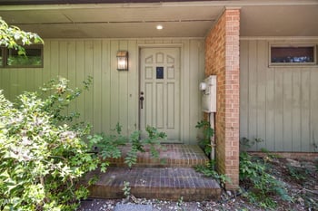 129 Forest Park Dr, Thomasville, NC 27360