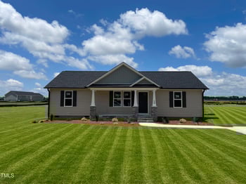 129 Grace Pond Ave, Benson, NC 27504