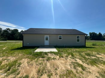 129 Grace Pond Ave, Benson, NC 27504