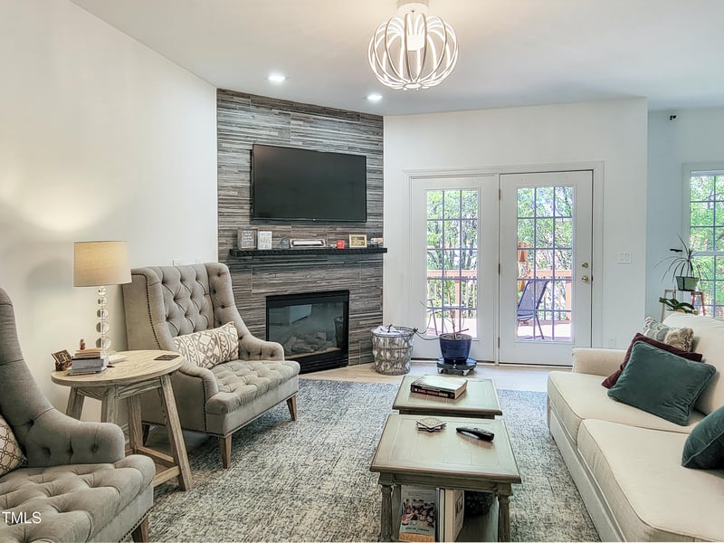 129 Grande Dr, Morrisville, NC 27560