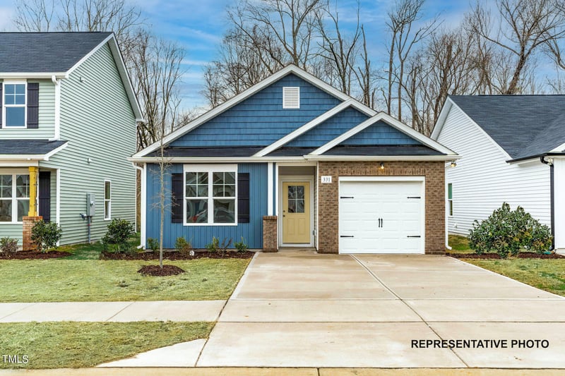 129 Greenview St, Clayton, NC 27520