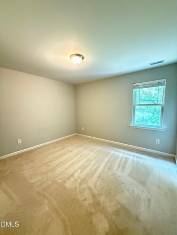 129 Hill Shore Ln, Clayton, NC 27527