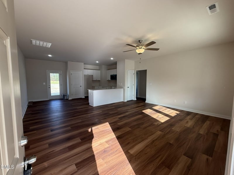 129 Jacobs Ridge Dr, Four Oaks, NC 27524