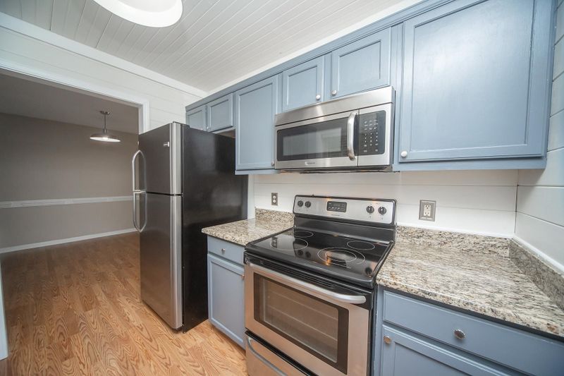 129 Justin Ct, Burlington, NC 27217