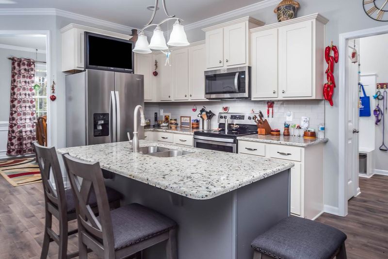 129 N Kramer Pa, Clayton, NC 27527