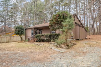 129 Lady Bug Ln, Chapel Hill, NC 27516