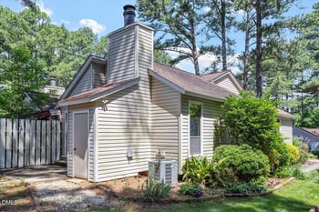 129 Lake Pine Dr, Cary, NC 27511