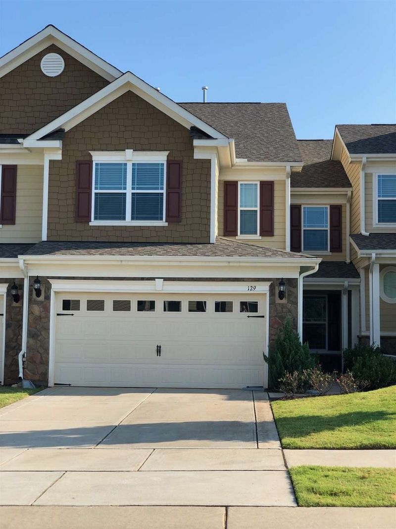 129 Mayfield Dr, Apex, NC 27539
