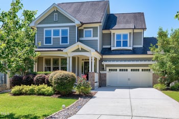 129 Middlegreen Pl, Holly Springs, NC 27540