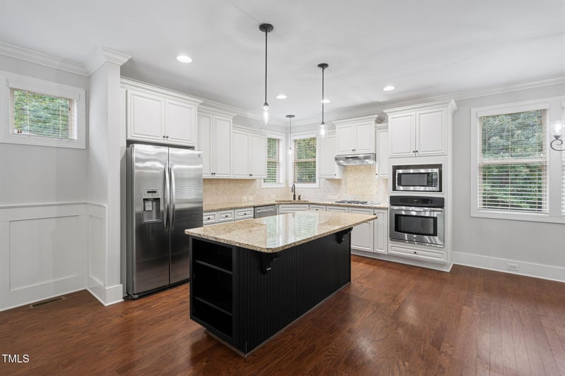 129 Middlegreen Pl, Holly Springs, NC 27540