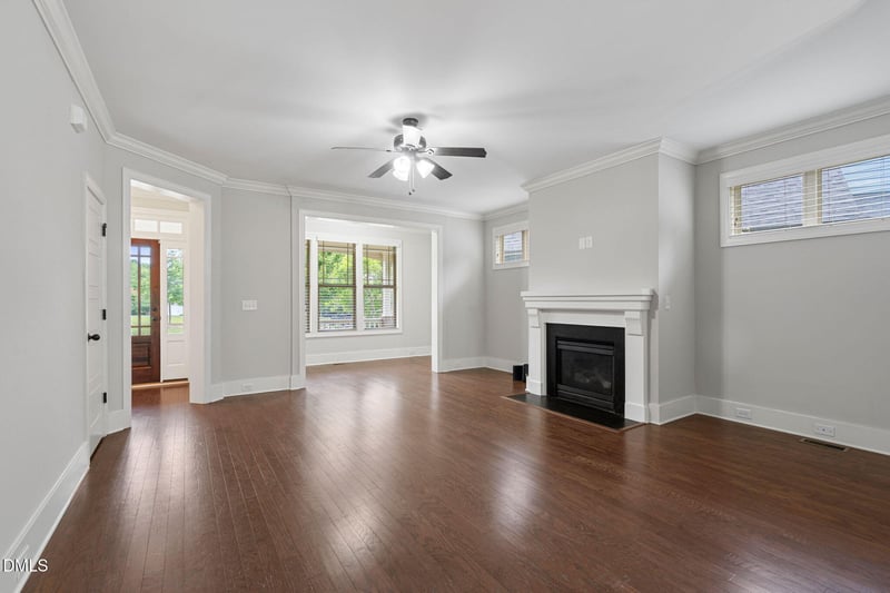 129 Middlegreen Pl, Holly Springs, NC 27540