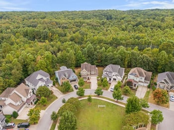 129 Middlegreen Pl, Holly Springs, NC 27540