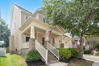 129 Naperville Dr, Cary, NC 27519