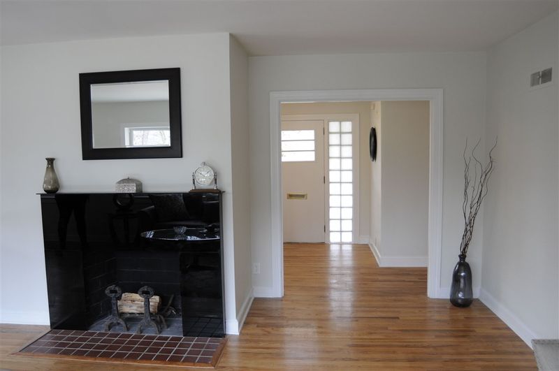 129 Nelson St, Durham, NC 27707