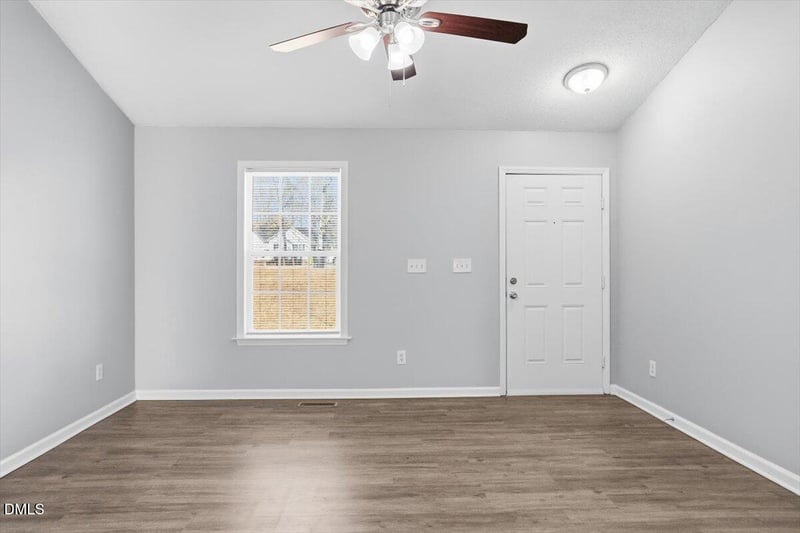 129 Pinto Ln, Zebulon, NC 27597