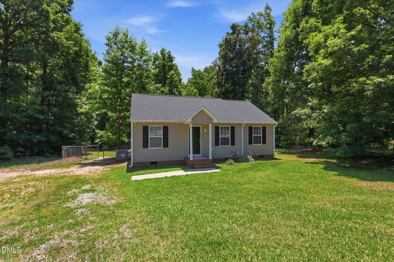 129 Pinto Ln, Zebulon, NC 27597