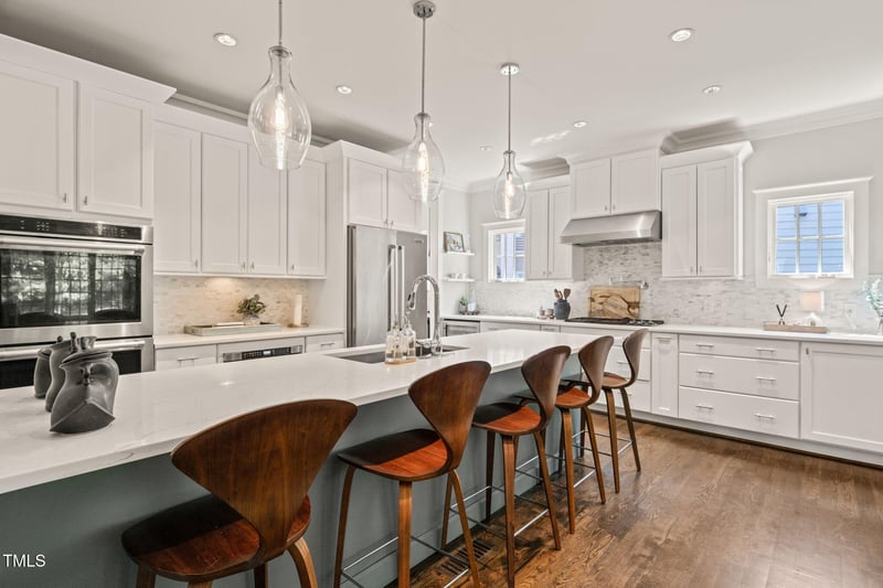 129 Ruskin Dr, Chapel Hill, NC 27516