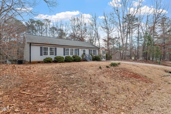 129 Shawnee Dr, Louisburg, NC 27549