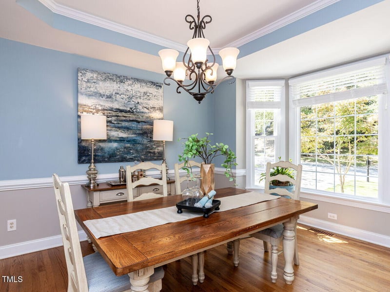 129 Starwood Ln, Holly Springs, NC 27540