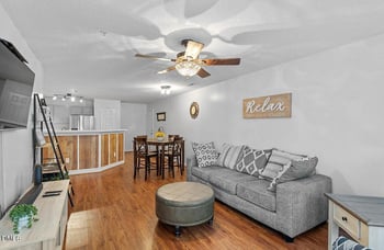 129 Sturbridge Dr, Clayton, NC 27520