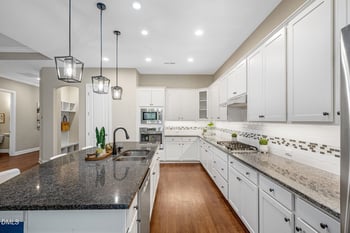 129 Sweet Vista Ln, Holly Springs, NC 27540