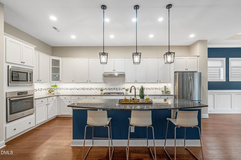 129 Sweet Vista Ln, Holly Springs, NC 27540