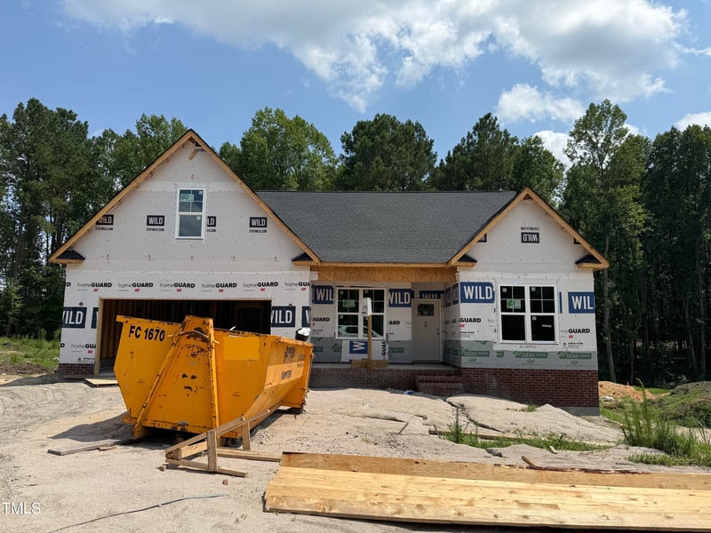 129 Tigris Ct, Zebulon, NC 27597
