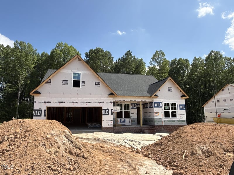 129 Tigris Ct, Zebulon, NC 27597