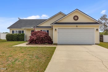 129 Tuxford Ct, Raeford, NC 28376