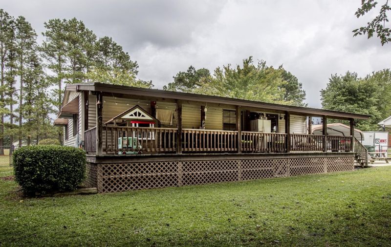 1290 Barber Mill Rd, Clayton, NC 27520
