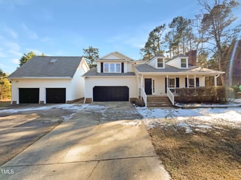 12905 Barsanlaw Dr, Raleigh, NC 27613