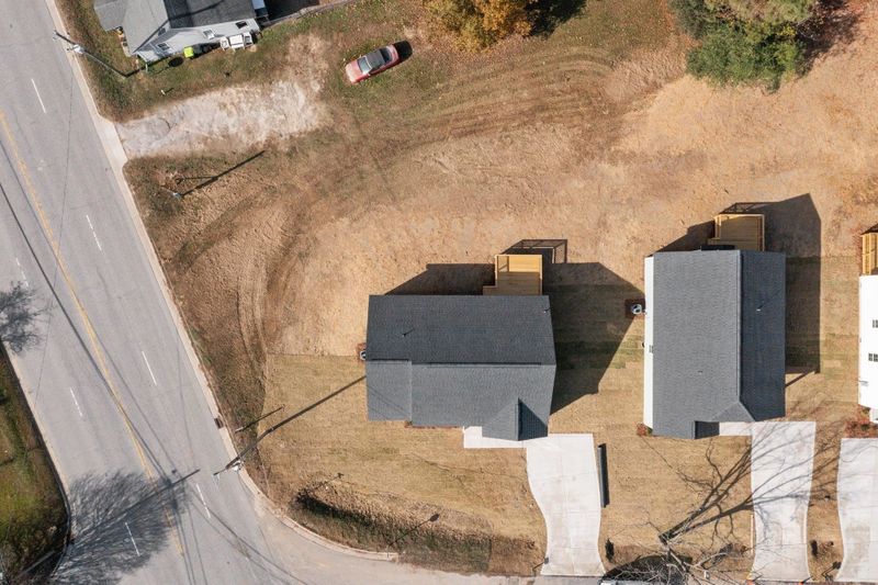 1292 S 6th St, Lillington, NC 27546