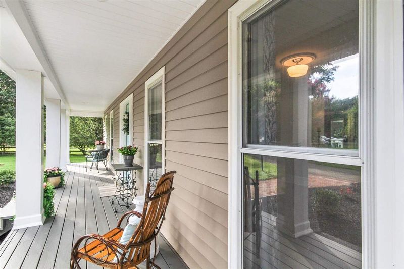 12921 Barsanlaw Dr, Raleigh, NC 27613