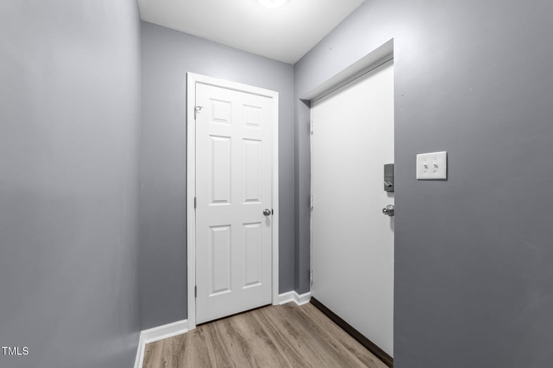 1295 Schaub Dr #F, Raleigh, NC 27606