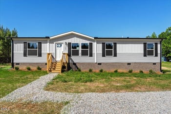 1295 Schloss Rd, Louisburg, NC 27549