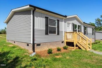 1295 Schloss Rd, Louisburg, NC 27549