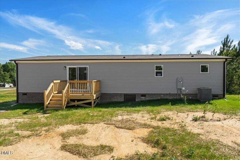 1295 Schloss Rd, Louisburg, NC 27549