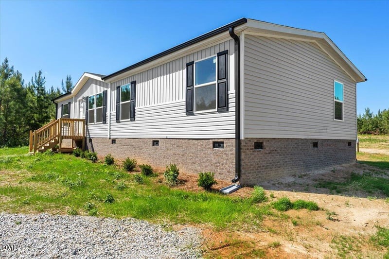 1295 Schloss Rd, Louisburg, NC 27549