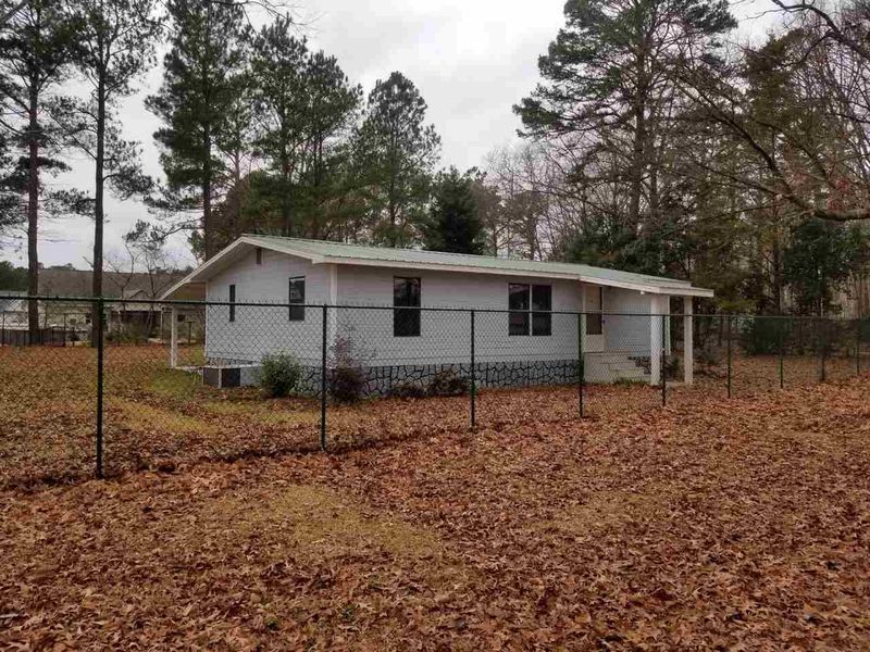1296 Matthews Rd, Clayton, NC 27520