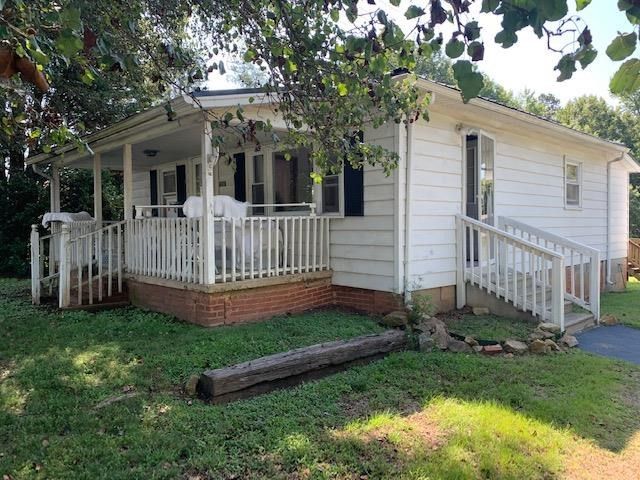1297 Cavel Chub Lake Rd, Roxboro, NC 27574